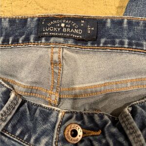 Lucky Brand ladies / girls Blue Jeans